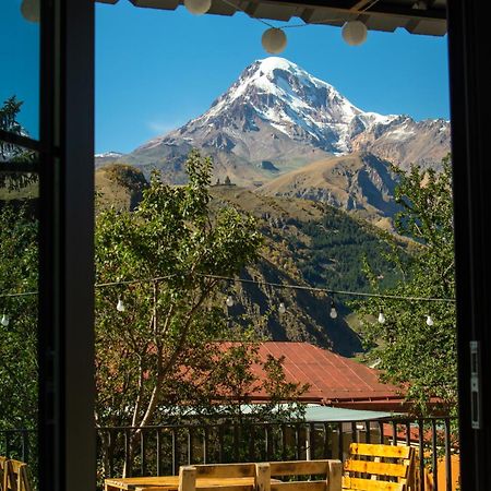 Planet Kazbegi Hotel ภายนอก รูปภาพ