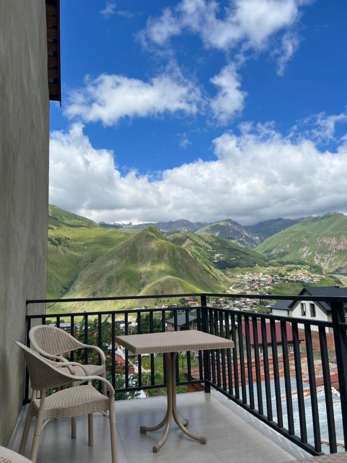 Planet Kazbegi Hotel ภายนอก รูปภาพ