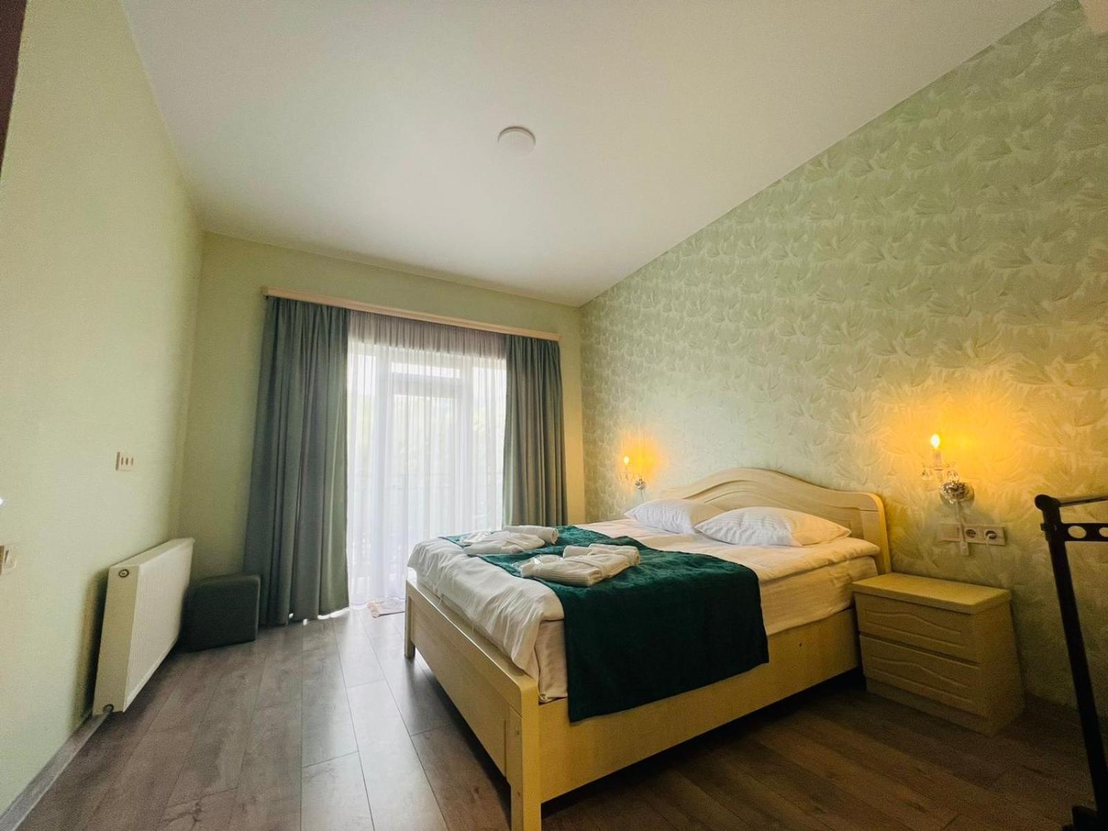 Planet Kazbegi Hotel ภายนอก รูปภาพ