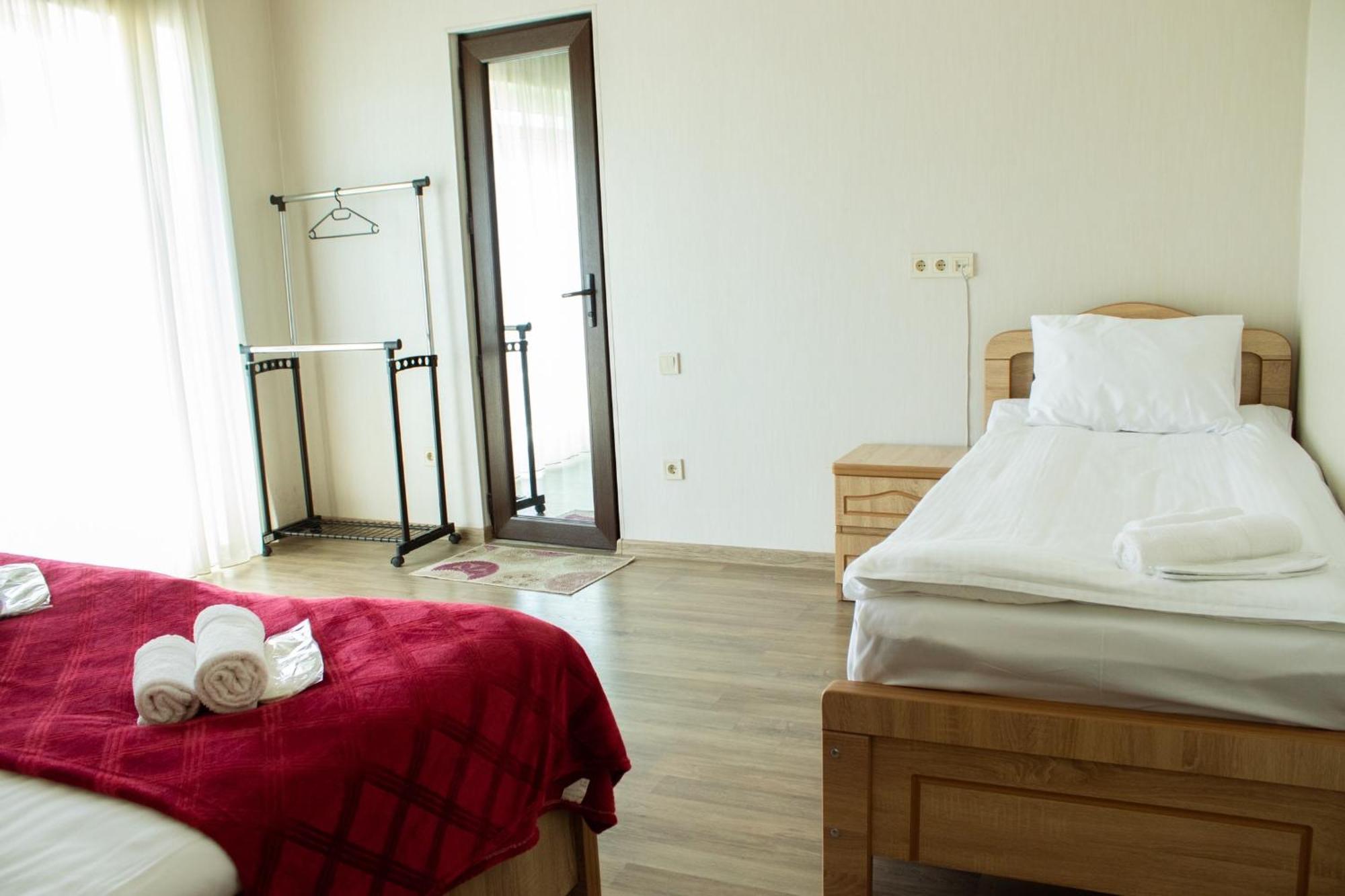 Planet Kazbegi Hotel ภายนอก รูปภาพ